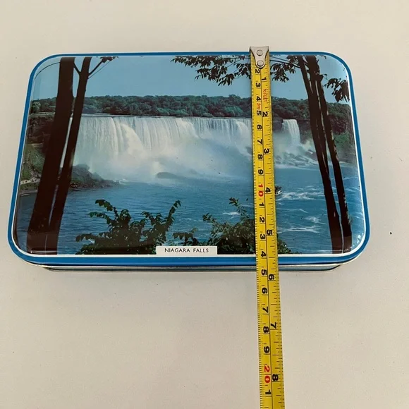 VINTAGE Riley's Toffee Niagara Falls Rectangular Tin Decor Storage Landmarks - Picture 16 of 17